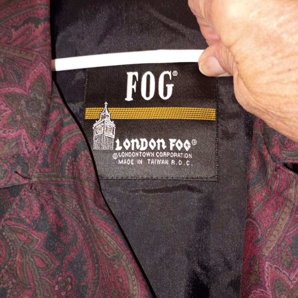 Vintage London Fog Paisley Trench Coat Womens 8 Petite Burgundy Long Overcoat - Picture 2 of 6